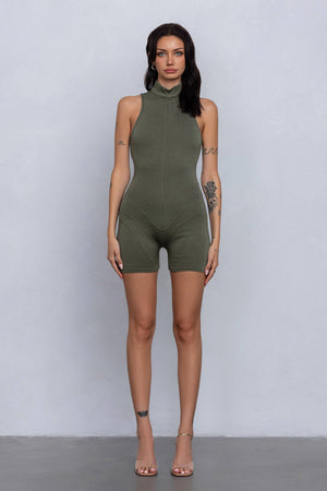 Soft & lightweight mockneck romper w/zipper detail