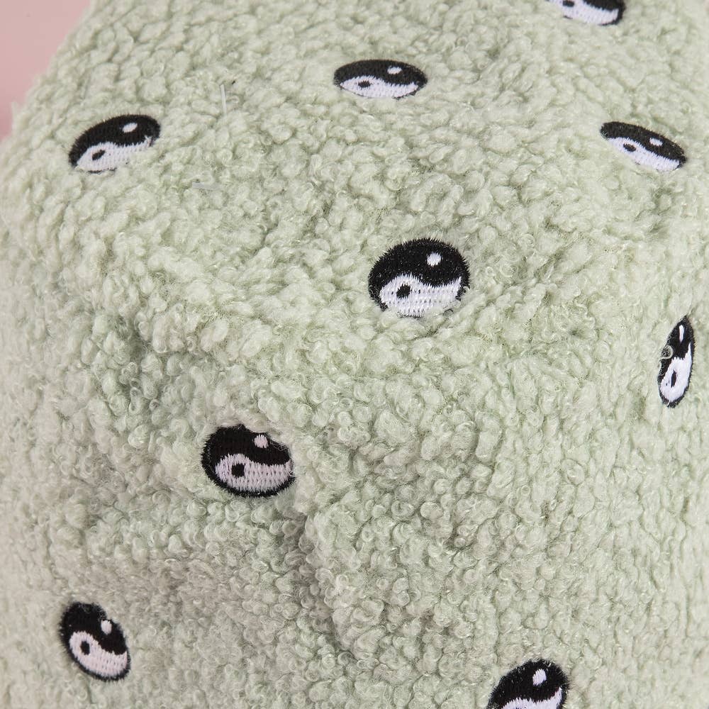 Yin Yang Patch Sherpa Teddy Bucket Hat