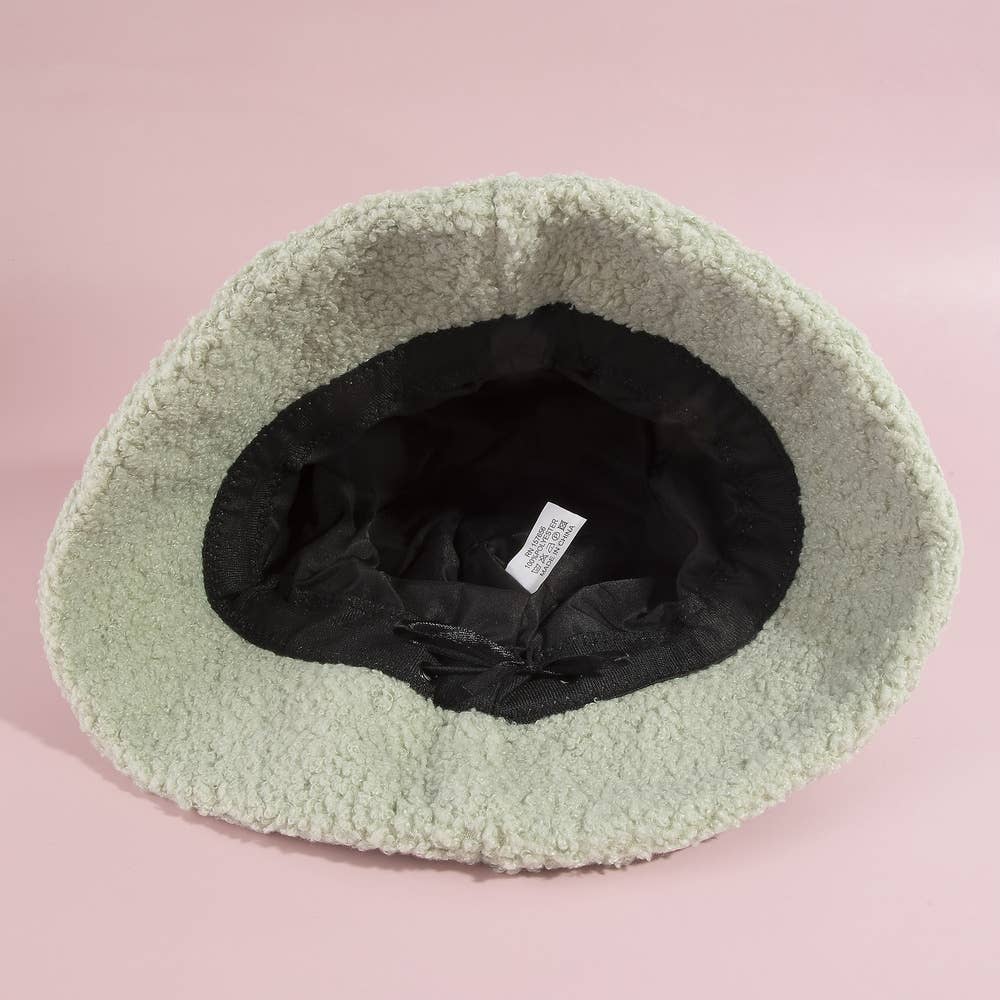 Yin Yang Patch Sherpa Teddy Bucket Hat