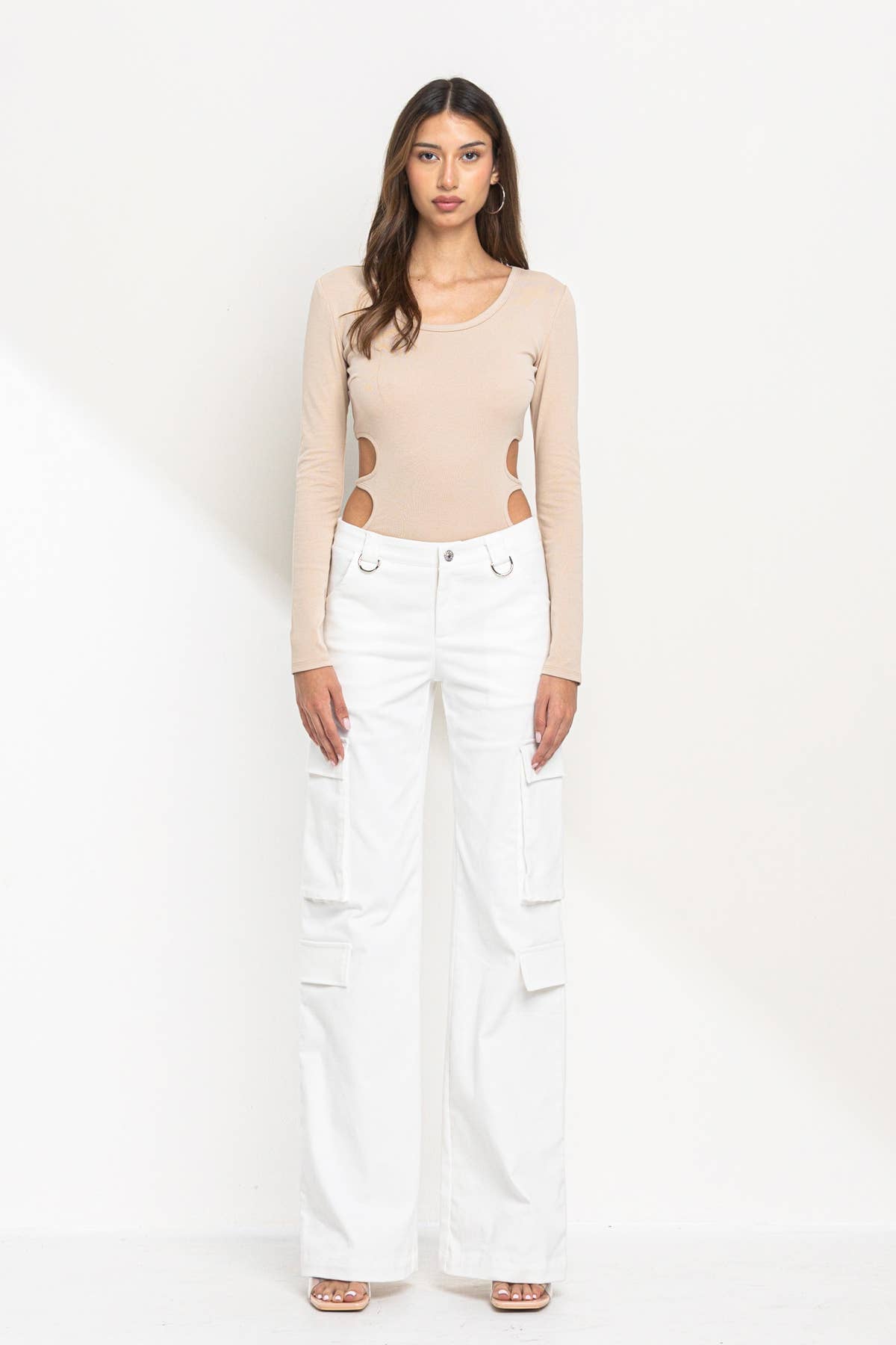 Cut out back side long sleeves bodysuit