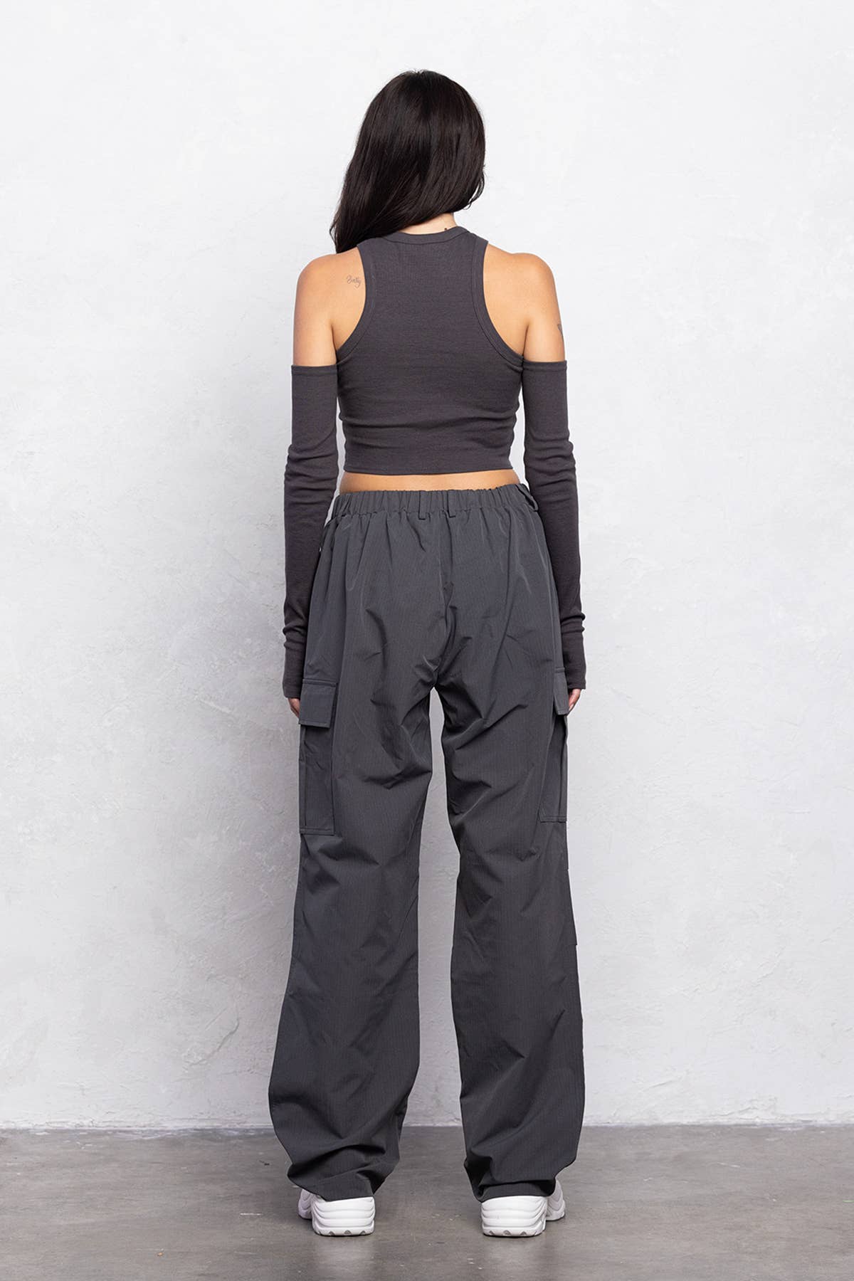 Ribbed buckle detail cami top w/ attached sleeves